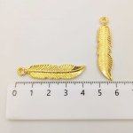 画像2: ビーズクラブ チャーム 羽 はね 大 ゴールド 42mm 10個セット チャーム キーホルダー ネックレス 飾り ピアス (2)