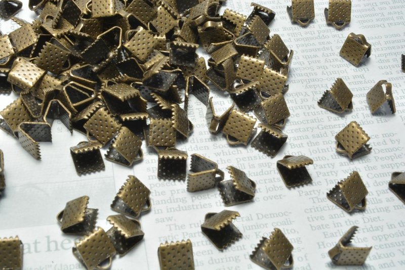 画像2: ビーズクラブ ワニ口 リボン留め 金古美 10個7mm ワニカン 紐留め エンドパーツ ハンドメイド 素材 (2)