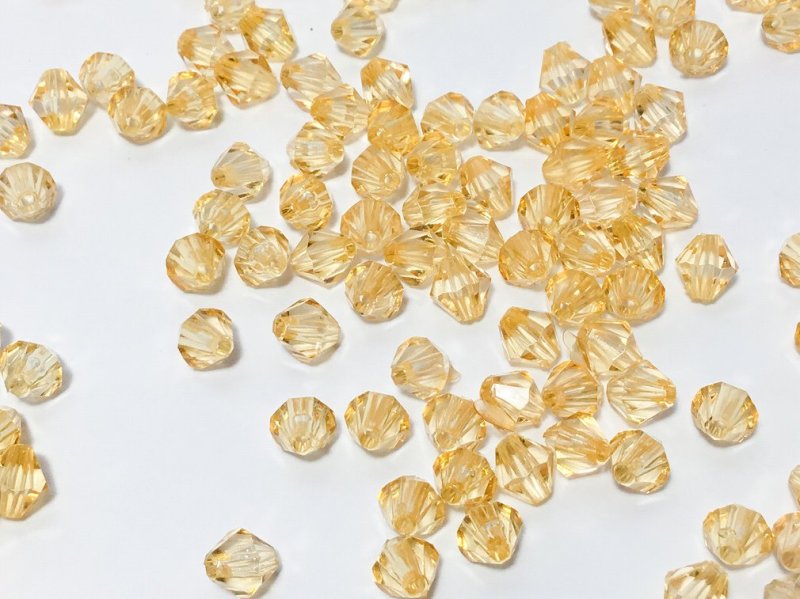 画像2: ビーズクラブ アクリルビーズ あめ色 ダイヤカット 6mm 100個 プラスチックビーズ ソロバン型 そろばん型 多面カット 手芸 ハンドメイド パーツ (2)