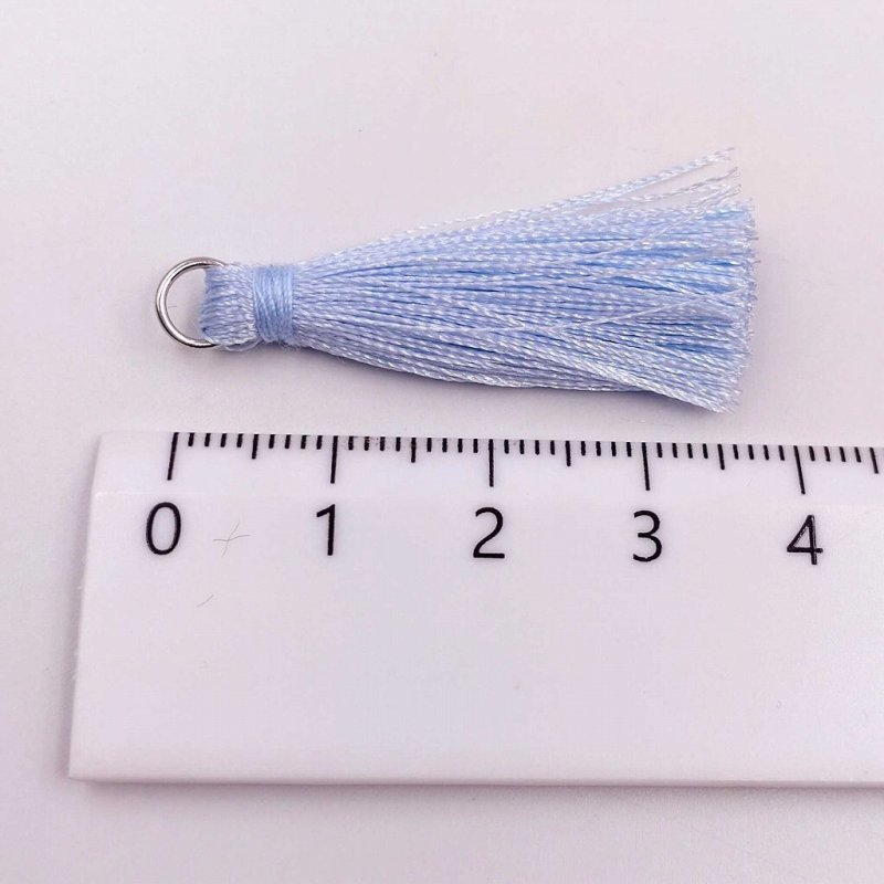 画像5: カラータッセル ベビーブルー 30mm 12個 No.12 水色 タッセルパーツ チャーム カン付 フリンジ 房飾り ハンドメイド アクセサリーパーツ ビーズクラブ (5)