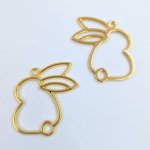 画像4: レジン枠 うさぎ ゴールド 4個 約28×26mm カン内径約2mm レジンフレーム 空枠 ラビット 兎 カン付チャーム ハンドメイド アクセサリーパーツ ビーズクラブ (4)